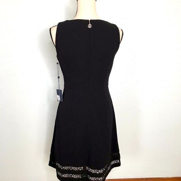 Gorgeous Sleeveless Tommy Hilfiger Dress - Picture 3 of 10